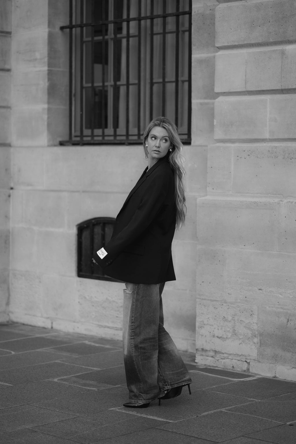 The Authentic Blazer - Black