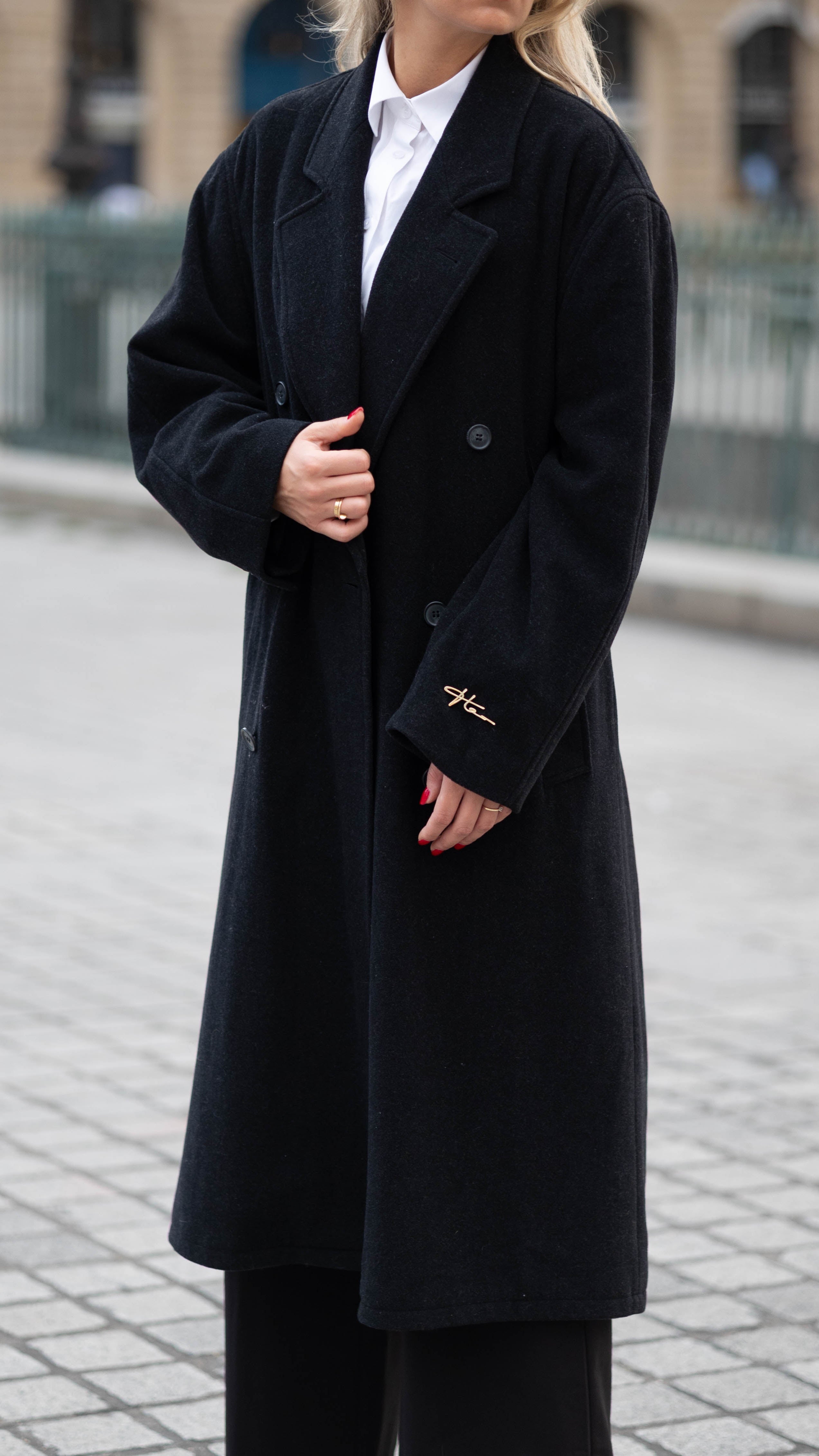 Élysée Vintage Signature Trenchcoat – Black, Cashmere & Wool