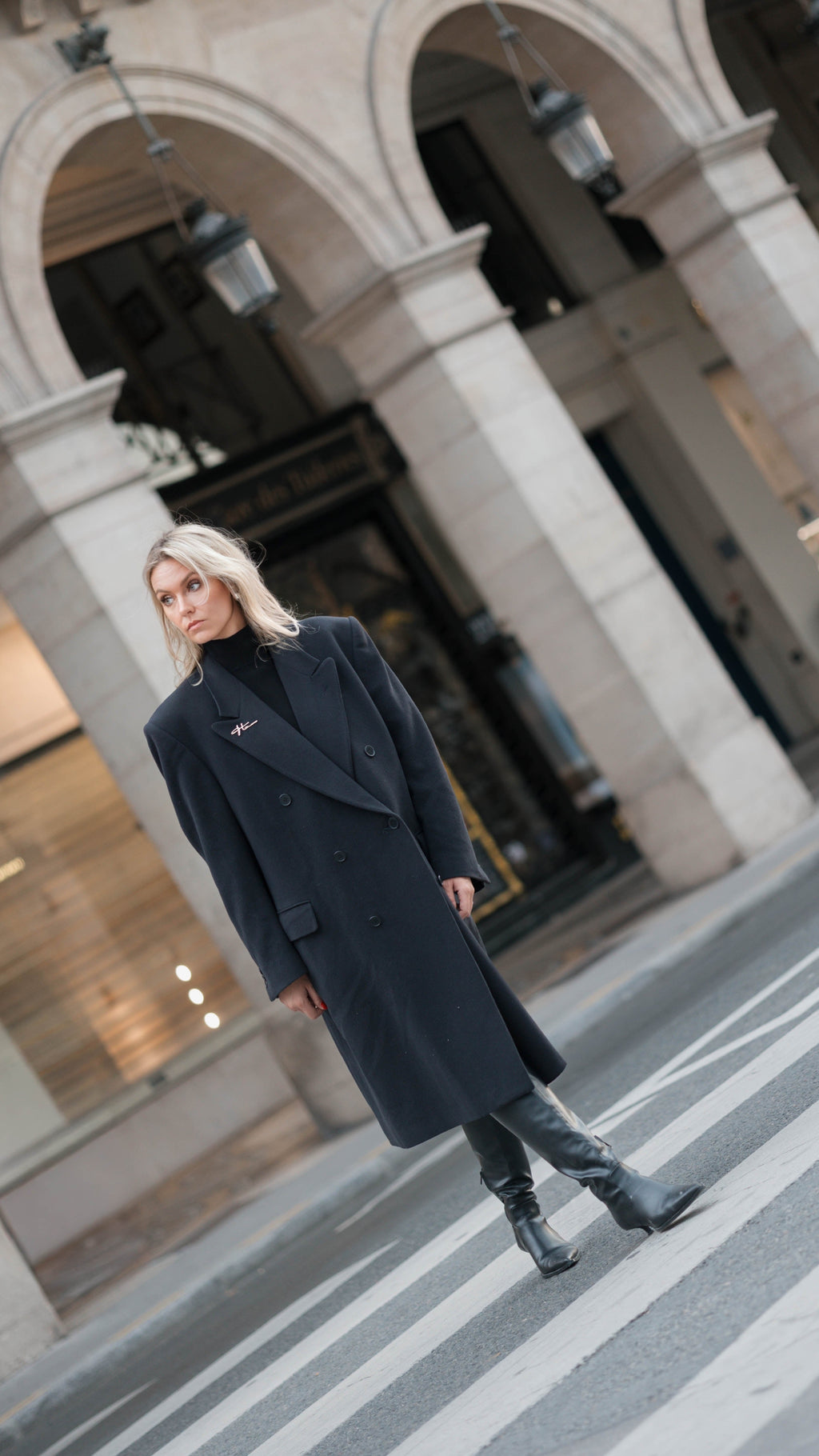 Garnier Vintage Signature Coat – Black, Cashmere & Wool