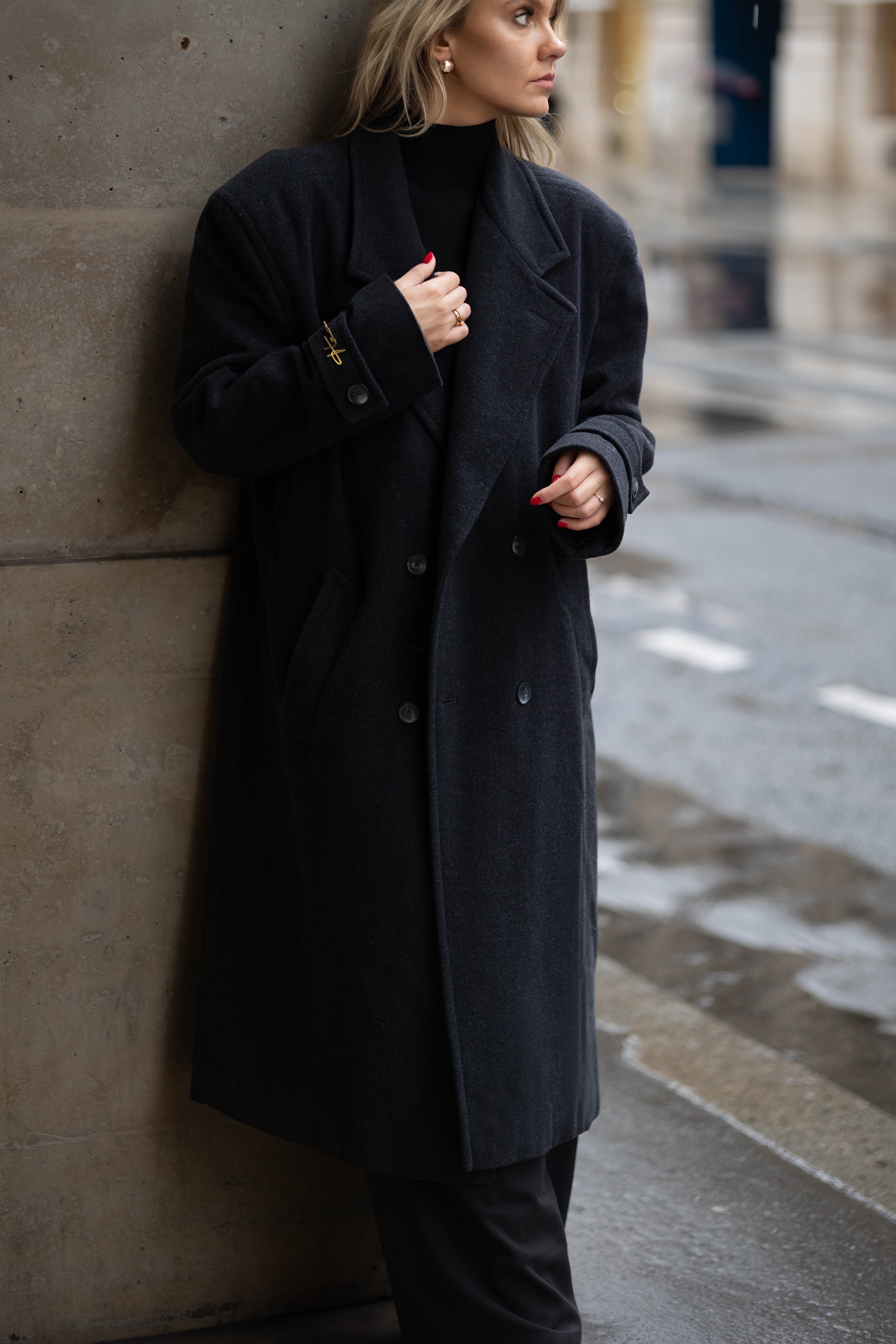 Rivoli Vintage Signature Coat – Black, Cashmere & Wool