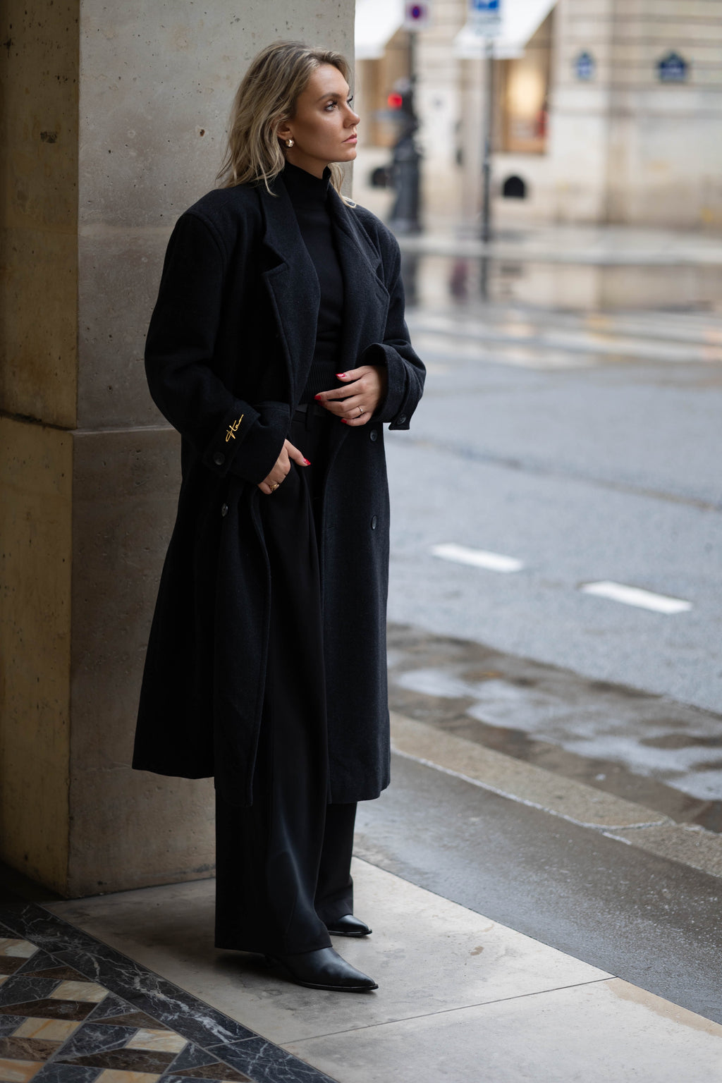 Rivoli Vintage Signature Coat – Black, Cashmere & Wool