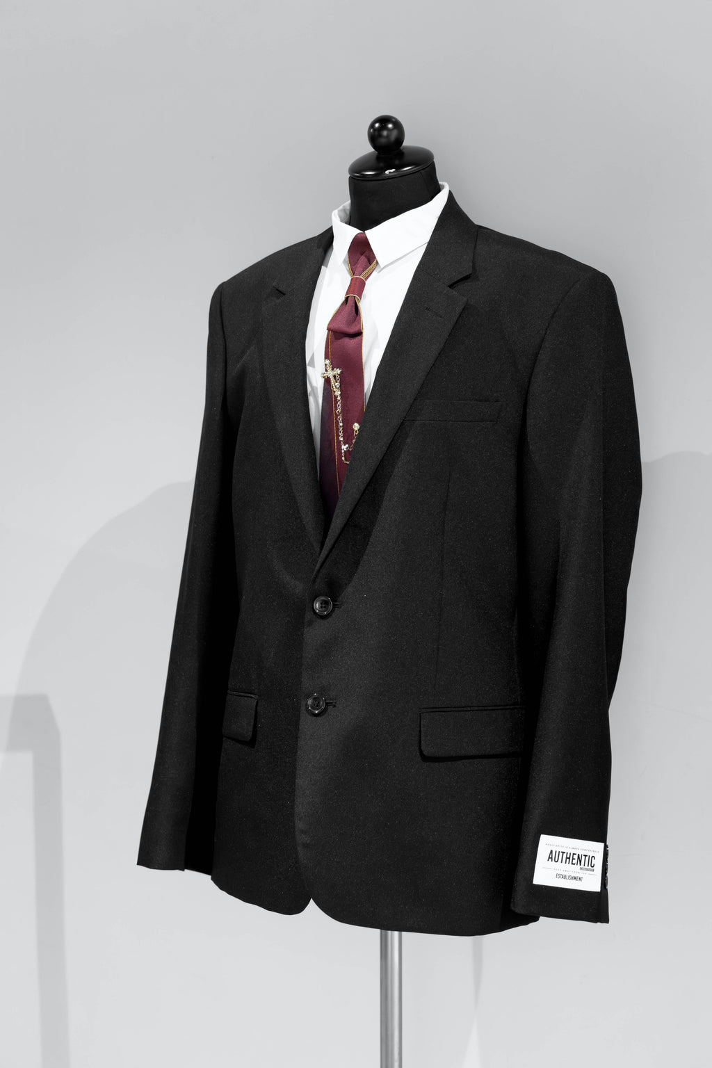 BURGUNDY CROSS TIE